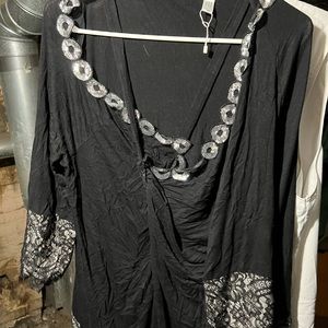 Plus size tops 3x & 4x